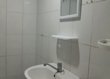 Riyyat Ticaret Merkezide 1 otaq menzil kiraye verlir menzil