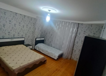 Qurtulus 93 de qesebeside yerlesen Menzil kiraye verlir