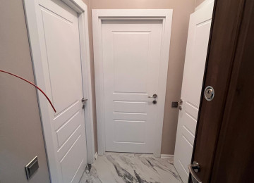 Bina yeni təmirdən çıxıb. Xırdalanda kiristal abşeron 1də