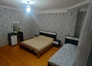 Qurtulus 93 de qesebeside yerlesen Menzil kiraye verlir