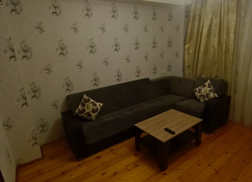 Qurtulus 93 de qesebeside yerlesen Menzil kiraye verlir