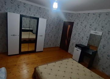 Qurtulus 93 de qesebeside yerlesen Menzil kiraye verlir