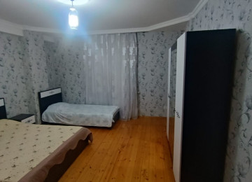 Qurtulus 93 de qesebeside yerlesen Menzil kiraye verlir