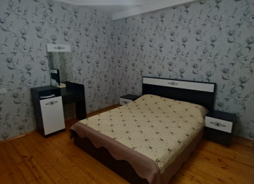 Qurtulus 93 de qesebeside yerlesen Menzil kiraye verlir