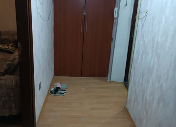 Riyyat ticaret Merkezi 2 otaq menzil kiraye verlir qaz islq