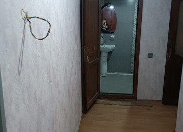 Riyyat ticaret Merkezi 2 otaq menzil kiraye verlir qaz islq