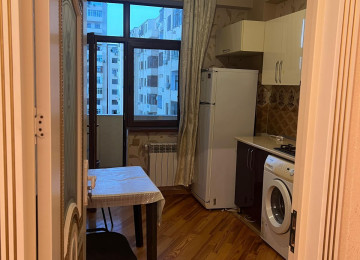 Xlrdalan AAAF PARK 3 otaq menzil kiraye verlir hersarayet