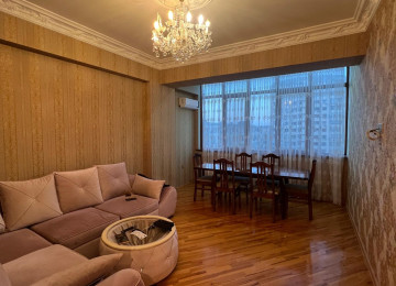 Xlrdalan AAAF PARK 3 otaq menzil kiraye verlir hersarayet