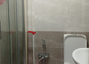 Xlrdalan Kristal 1.(H.Əliyev prospekti)də yerləşir,tam