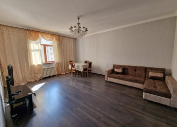 irayə ev verilir, 2 otaqlı, 73 kvadrat, 6 mərtəbəli liftli