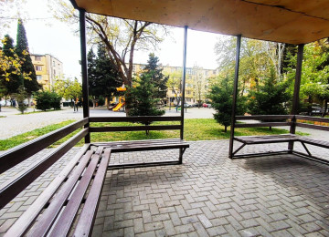 Qara Qarayev metrosuna 3 dəqiqəlik piyada məsafədə 1