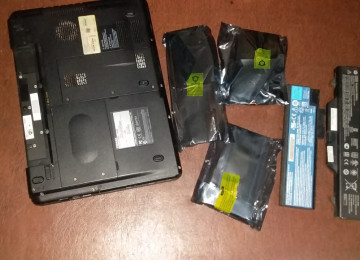 Təzə və işlənmiş Noutbuk Batareyalari satilir