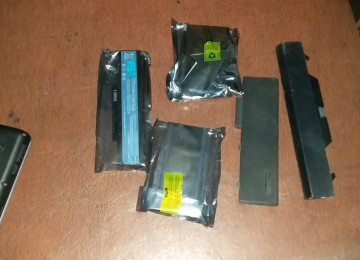 Təzə və işlənmiş Noutbuk Batareyalari satilir