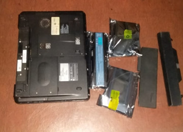 Təzə və işlənmiş Noutbuk Batareyalari satilir