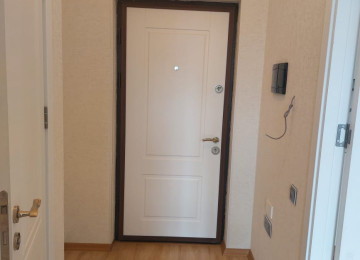 Xlrdalada kirsdal Abseron 1 de 1 otaq 2 ye olmus 320 azn