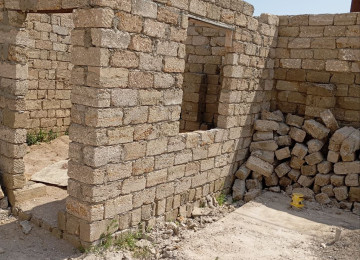 3 sotun içində. 25x12 həyət. 10x11 ev sahəsi . şəkildə