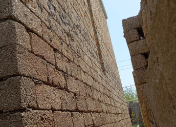 3 sotun içində. 25x12 həyət. 10x11 ev sahəsi . şəkildə