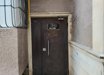 Xlrdalan Kirsdal 1 de 2 otaq 430 azn hersarayeti var qaz