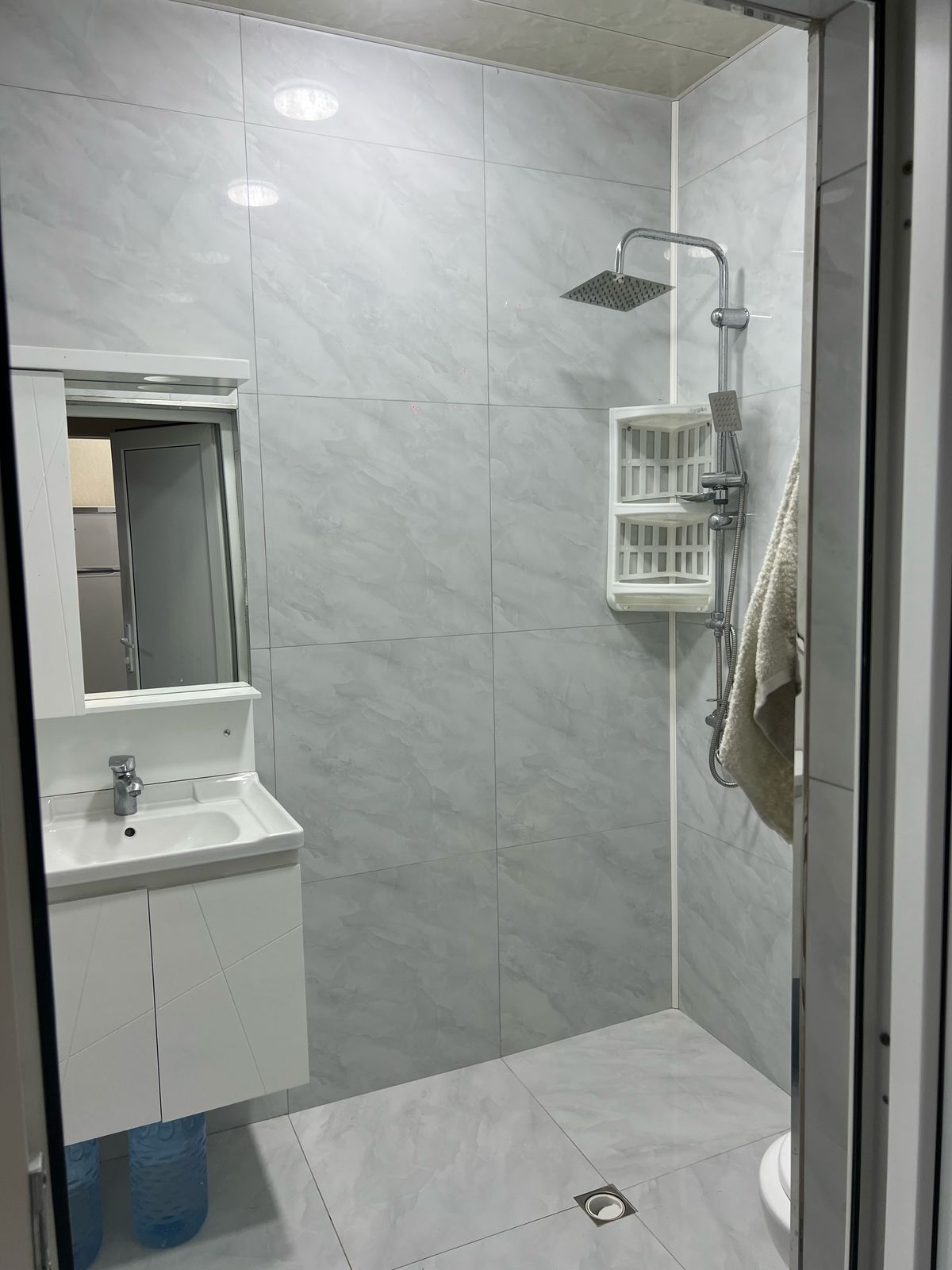 Xlrdalan Sultan Sadllq evin yanl 2 otaq menzil kiraye