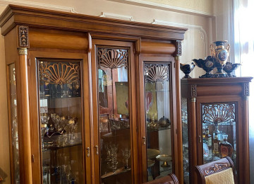 Təcili!!!!!!!!! Stol+8 stul, klassik divan+2 kreslo, qonaq