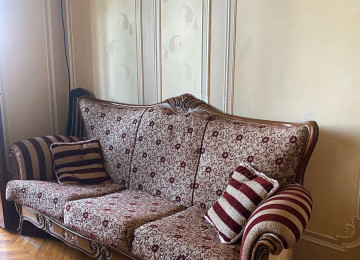 Təcili!!!!!!!!! Stol+8 stul, klassik divan+2 kreslo, qonaq