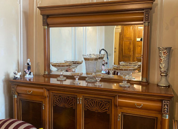 Təcili!!!!!!!!! Stol+8 stul, klassik divan+2 kreslo, qonaq