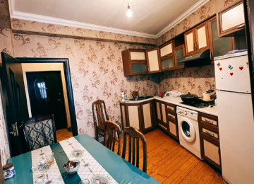 Xirdalan kapital bankin,parkin,1 nomre mektebin