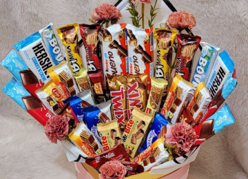 Hediyye buketleri sifarisle hazirlanir Sifarisler en az 1-3