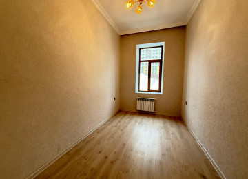 Təcili satılır!!! Nəsimi rayonu, 28 May metrosuna yaxın