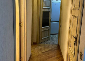 Masazlr Qurtlus 93 2 otaq 60 kv Menzilde hersarayeti var