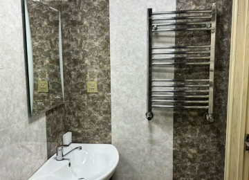 Masazlr Qurtlus 93 2 otaq 60 kv Menzilde hersarayeti var