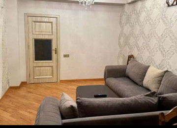 Masazlr Qurtlus 93 2 otaq 60 kv Menzilde hersarayeti var