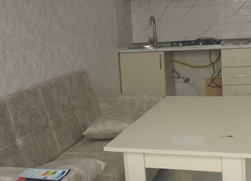 1 otaq Xırdalanda Aaf y/k-də 17 mərtəbəli binanin 17 ci