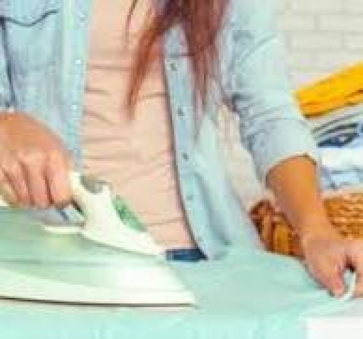 Ütüçü və ütüçü yardımcısı tələb olunur Shakh Laundry" Camaşırxanaya gecə və gündüz növbəsinə ütüçü