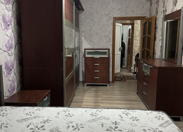 Abşeron gənclər şəhərciyində (Riyad ticarət mərkəzi ilə