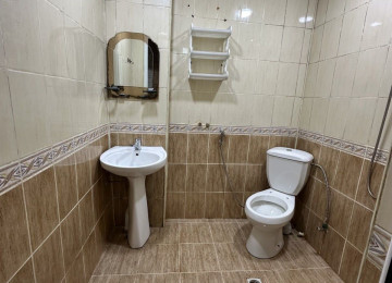 Abşeron gənclər şəhərciyində (Riyad ticarət mərkəzi ilə