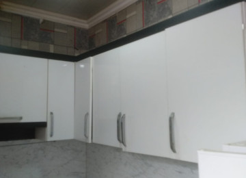 AAAF -tərəfdə, Uğur marketin arxası, Şükürun maqazini,