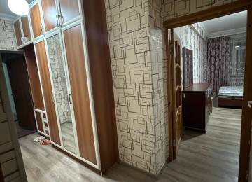 Abşeron gənclər şəhərciyində (Riyad ticarət mərkəzi ilə