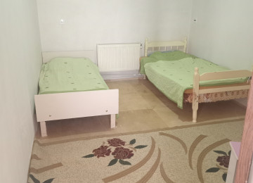 Yeni Suraxanida ev kiraye verilir uzun müddətli..əşyali gir