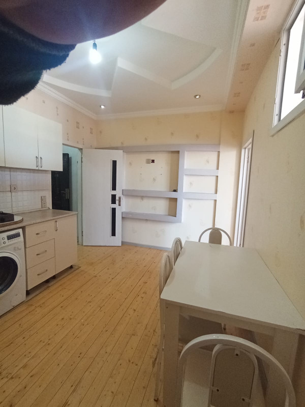 2 0taq menzil kiraye verlir Xlrdalan Icra hakimyetnin yanl 2 otaq menzil 42kv 350 azn