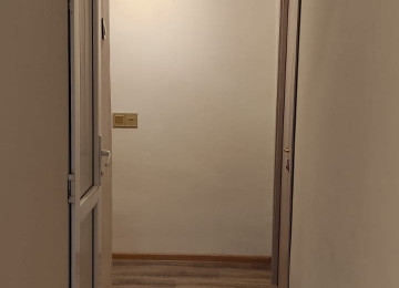 Xlrdalan Heydər Parkına yaxın ərazidə, 4 mərtəbəli daş