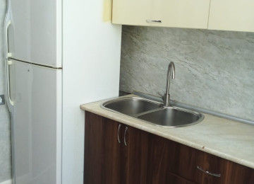 Xlrdalan Super yerde 3 nmreli mektebin yanl esyanan satllr