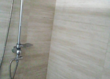 Xlrdalan Super yerde 3 nmreli mektebin yanl esyanan satllr