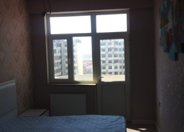 Xlrdalan Super yerde 3 nmreli mektebin yanl esyanan satllr