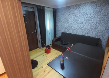 Xlrdalan kohne bazara yanl 3 otaq heyet evi kiraye verlir