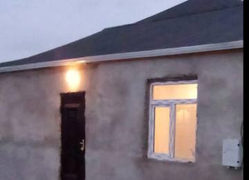 Masazlr Qurtlus 93 3 otaq heyet evi satllr 60 kv senet