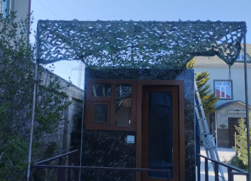 Arendaya da verirem. Əla vəziyyətdədir. Balkonu da var.