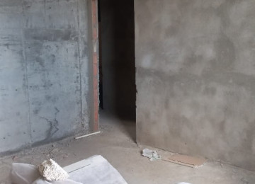 Binada yaṣayis var.isiq,su var.qaz xettleri cekilib saygac