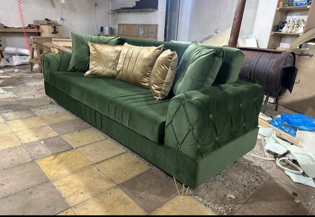 Divan Sifarişlə hazırlanır Rəng seçimi var Açılır, Bazalidi