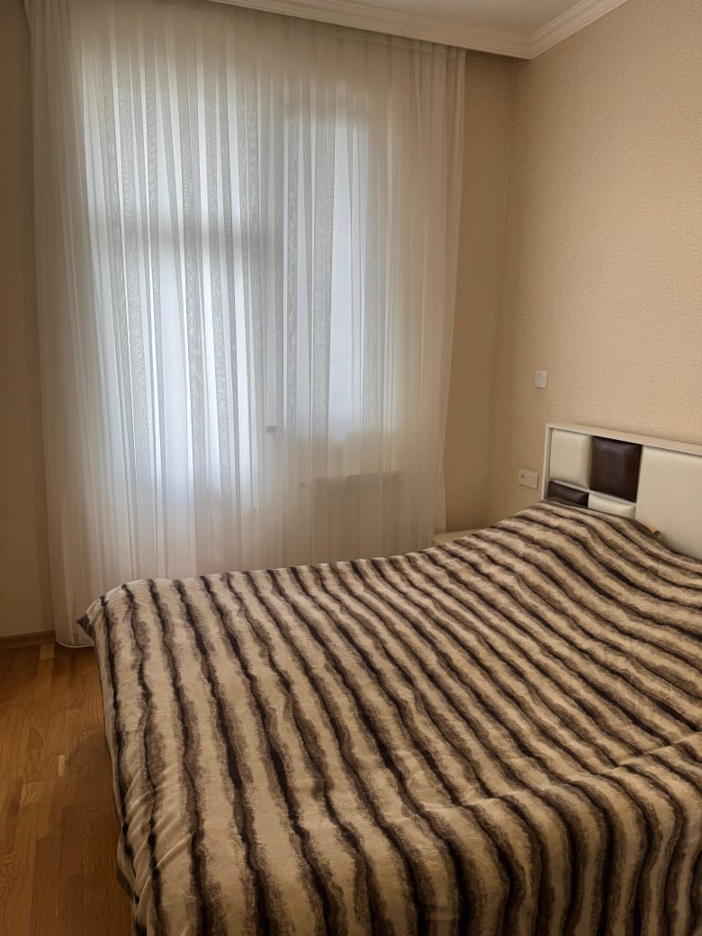 Xırdalan Kristal Abşeron 1 bina .2 otaq 50 m2 15 / 15